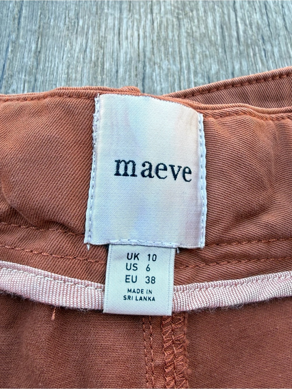 Anthropologie Rust-Brown Cargo Bermuda Shorts - Picture 5 of 11